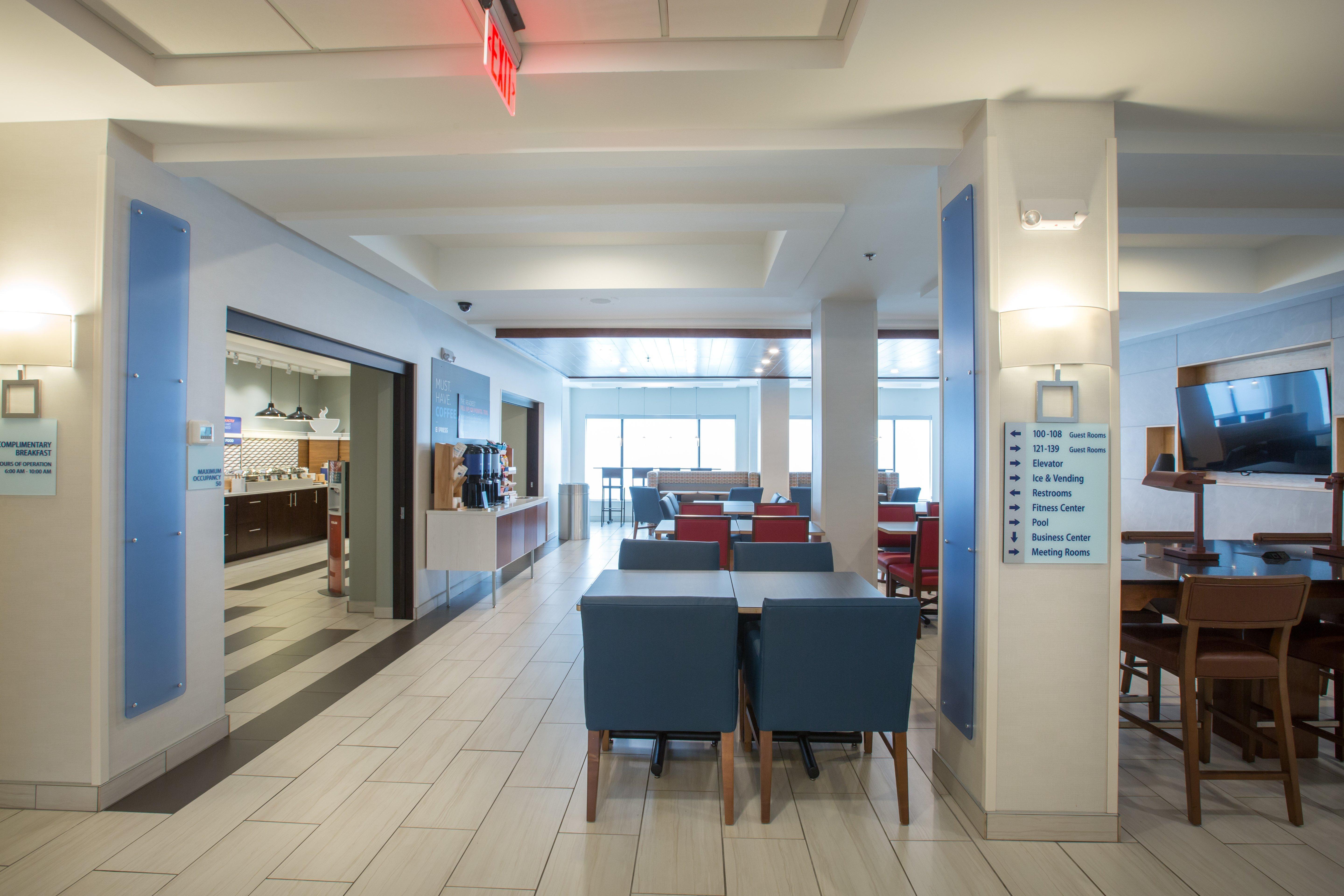 Holiday Inn Express & Suites Tupelo By Ihg Exterior foto