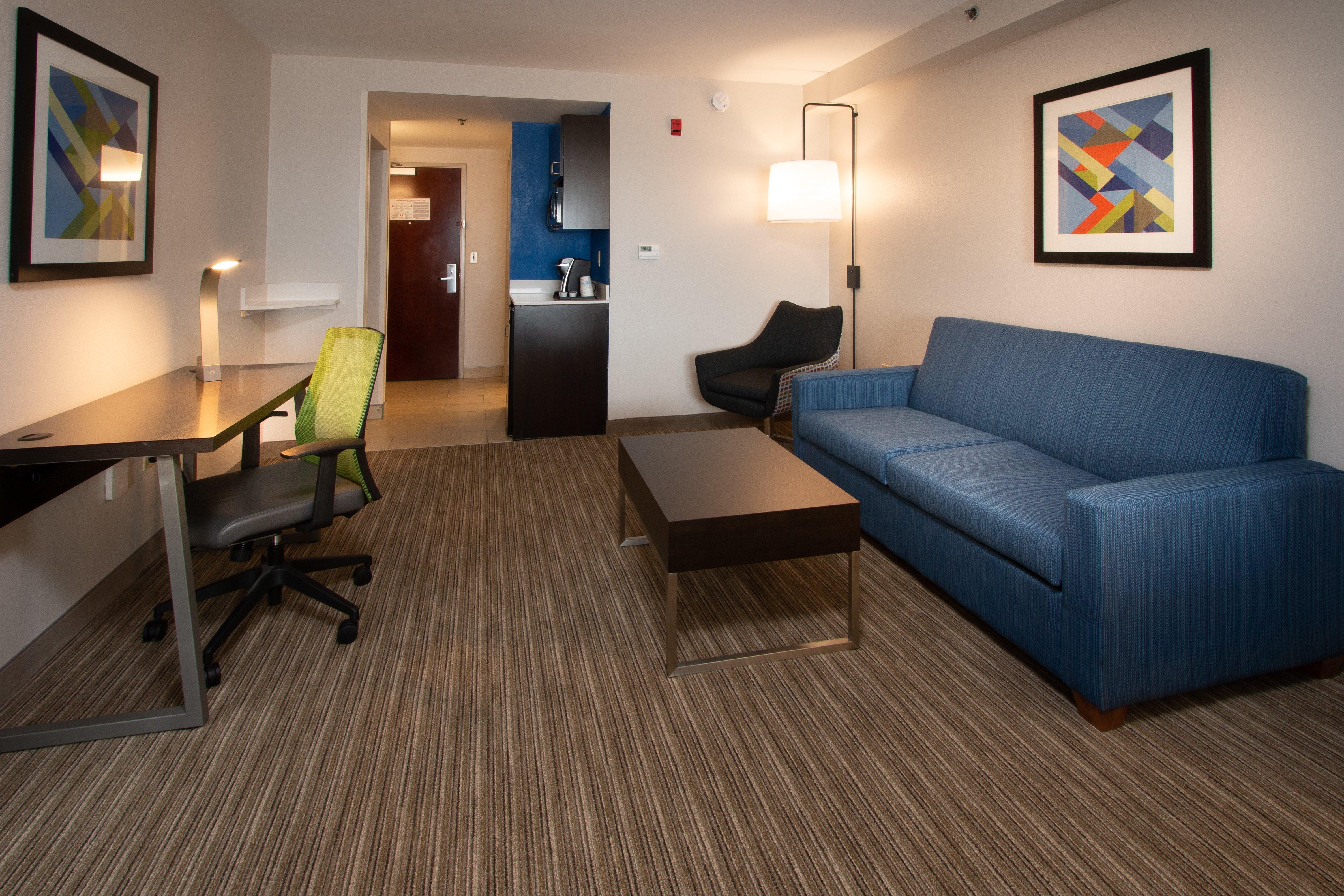 Holiday Inn Express & Suites Tupelo By Ihg Exterior foto
