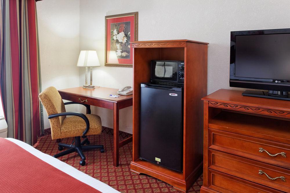 Holiday Inn Express & Suites Tupelo By Ihg Zimmer foto